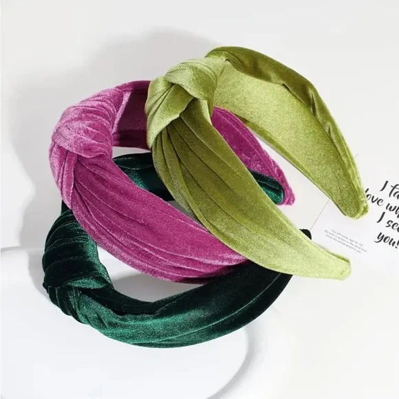 Dark Green Velvet Cross Knotted Headband - Picture 2 of 4